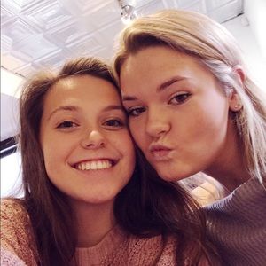 Meet your Posher, Mikayla